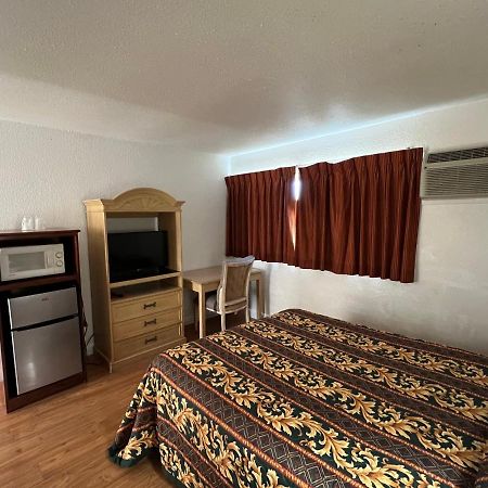 פאלמדייל Sherwood Motel מראה חיצוני תמונה